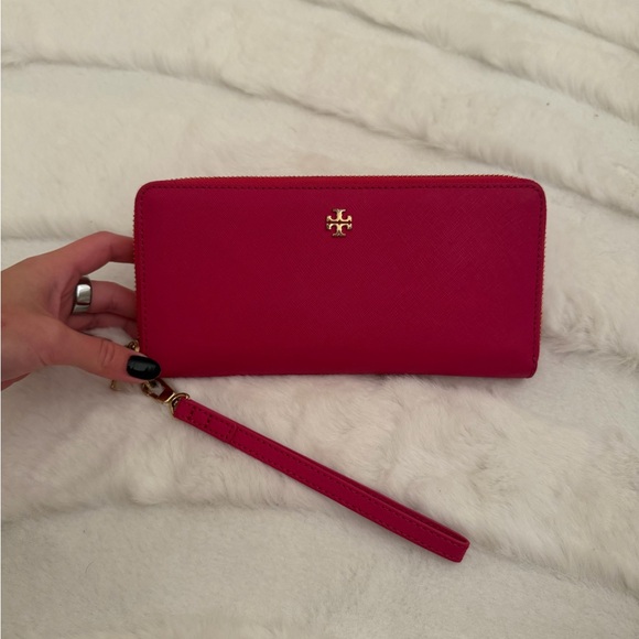 Tory Burch Accessories - Tory Burch Women's Wallet